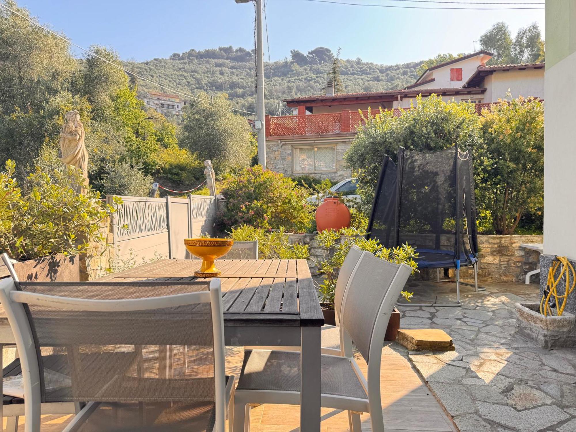 Casa Bisou Italia Wifi Et Parking Free Privato Villa Diano San Pietro Buitenkant foto
